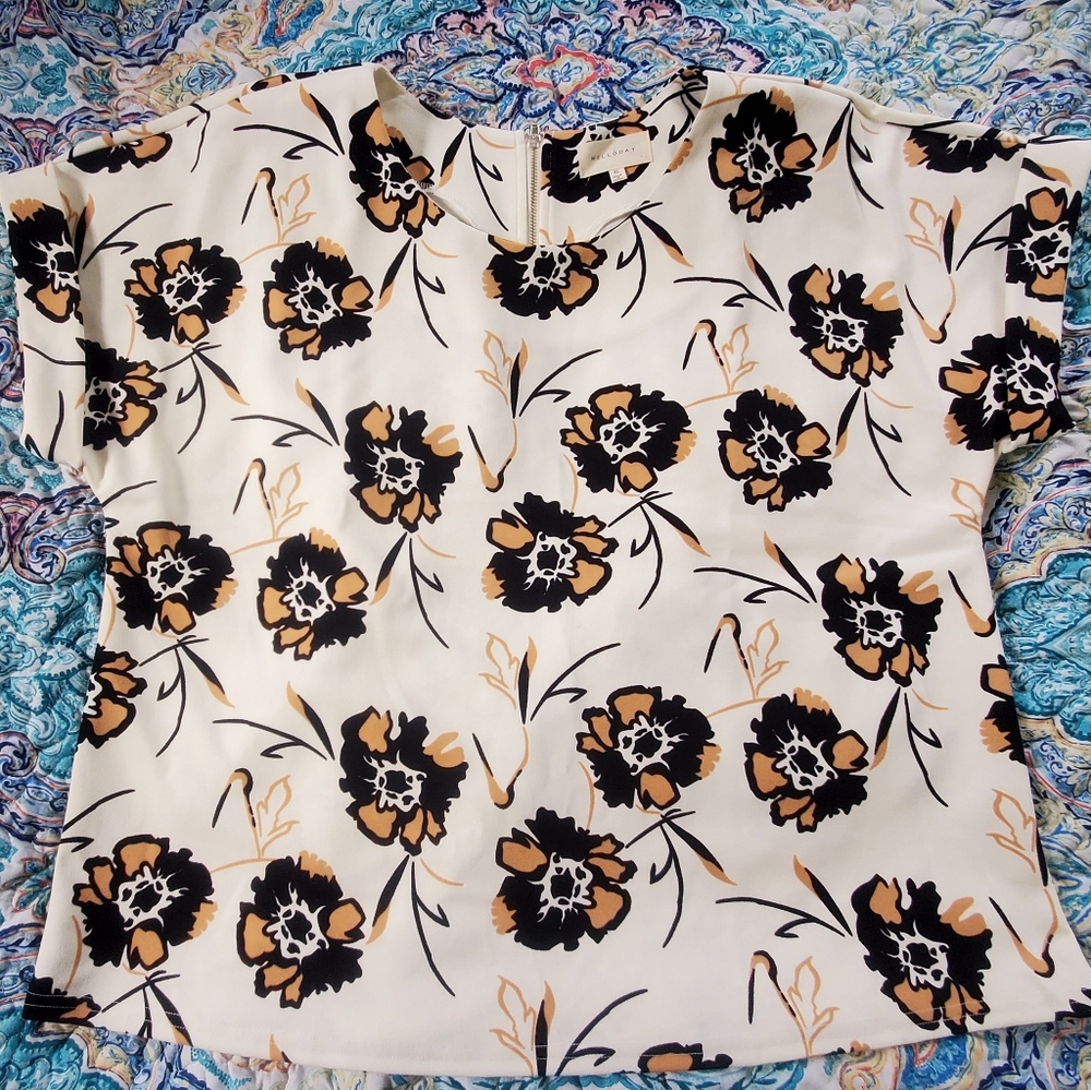 Mellóday Formal Cuffed Blouse